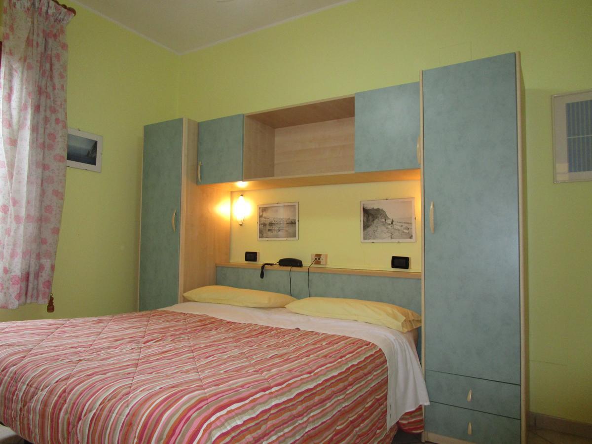 Albergo Primavera Senigallia Kültér fotó