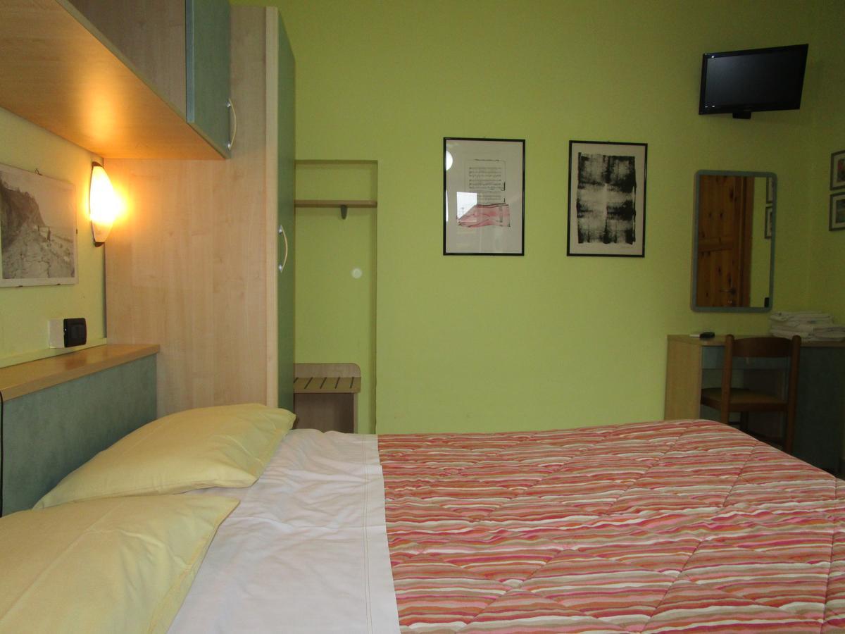 Albergo Primavera Senigallia Kültér fotó